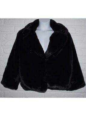 Victoria's Secret Black Cropped Faux Fur Coat Size: XL Feminine